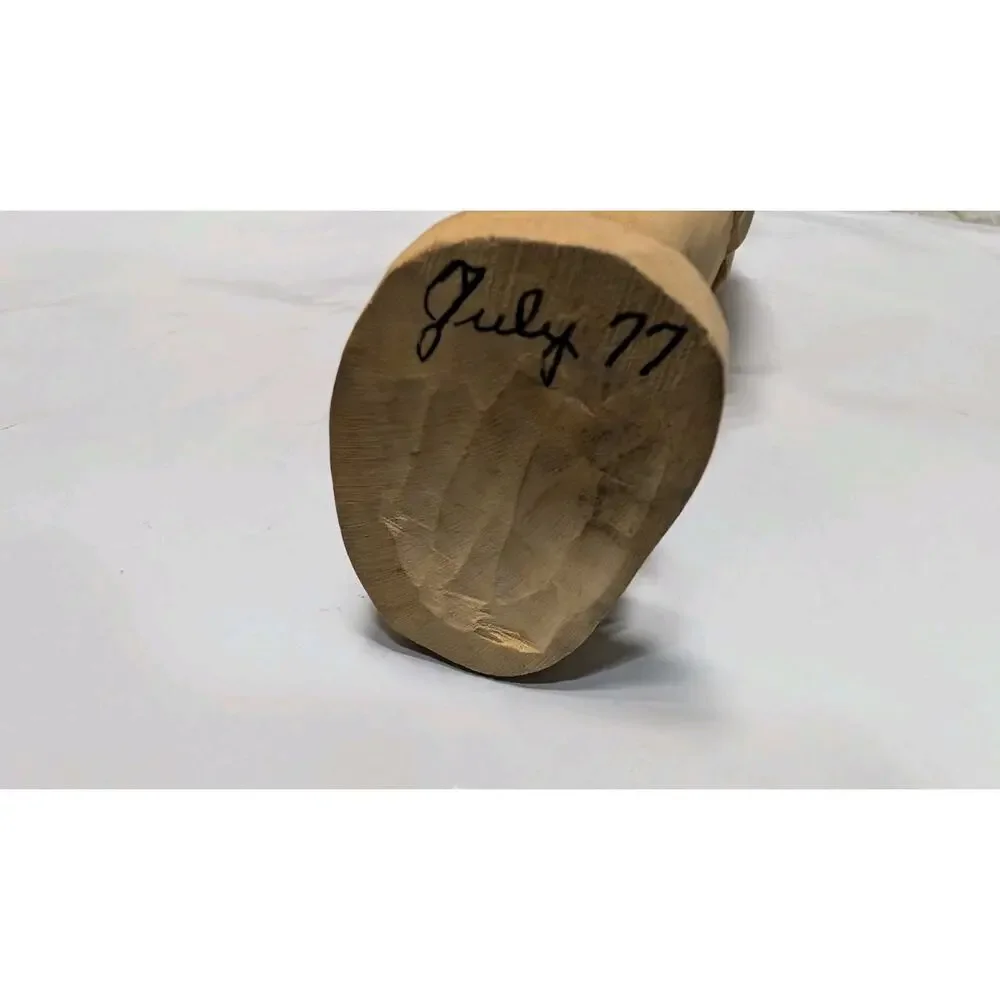 Wooden this vintage